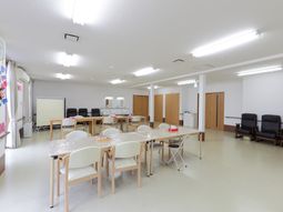 明るい多目的スペース