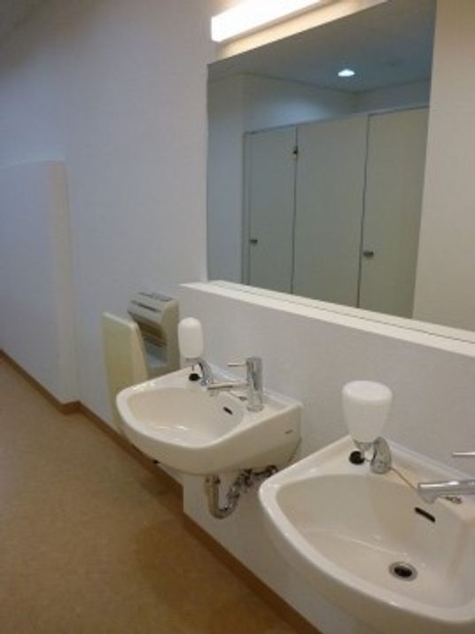 清潔な洗面スペース
