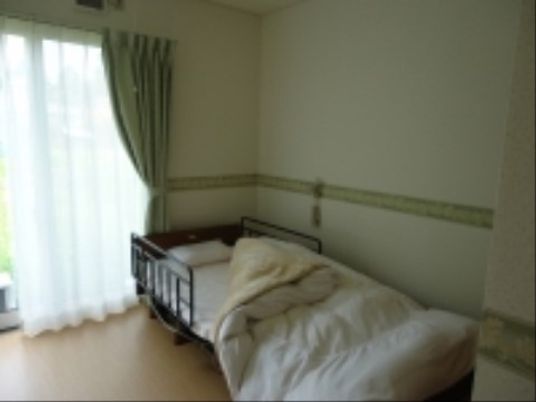 静かな居室の一角