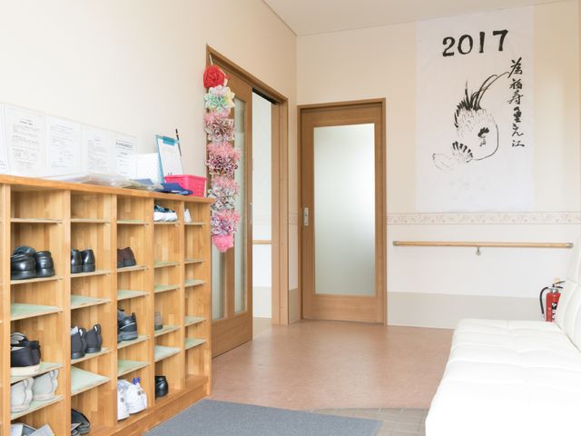 和風のエントランス風景