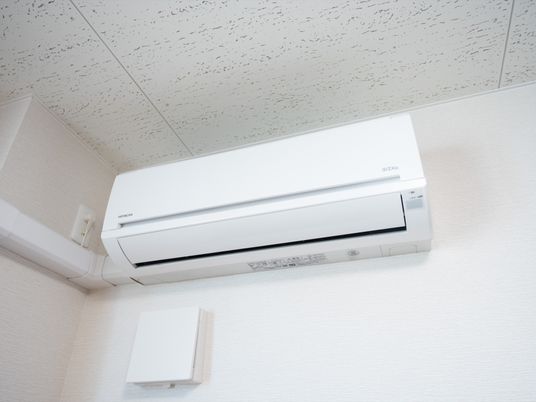 壁掛けエアコンの設置