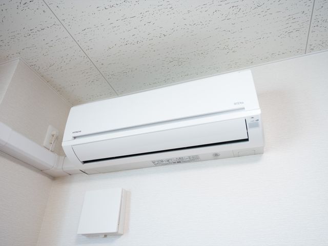 壁掛けエアコンの設置
