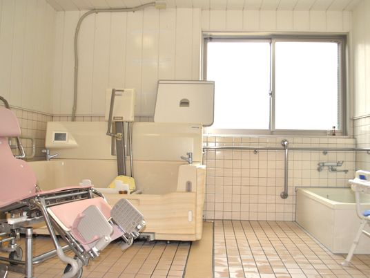 設備充実した浴室