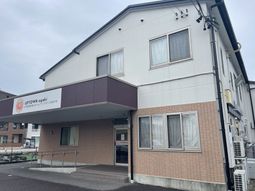 広々とした外観