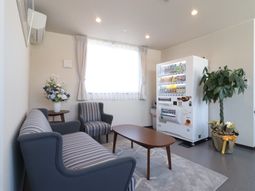 癒し空間のラウンジコーナー