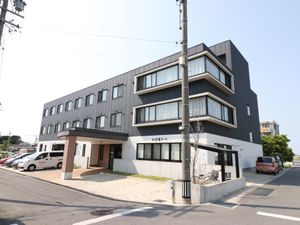 モダンな建物の外観