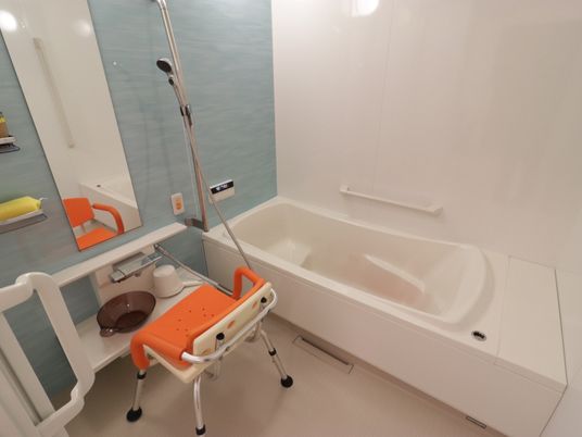 バリアフリー浴室設備