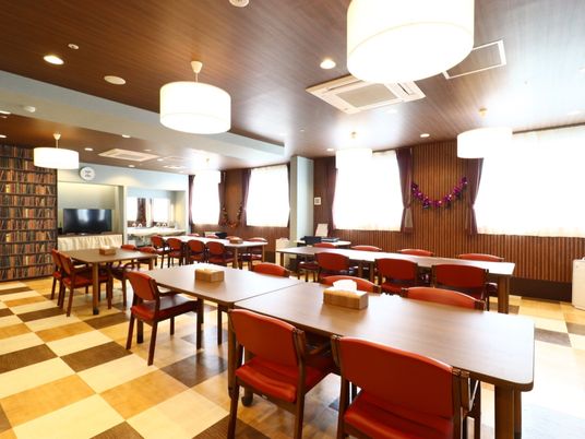 温かみのあるダイニングルーム