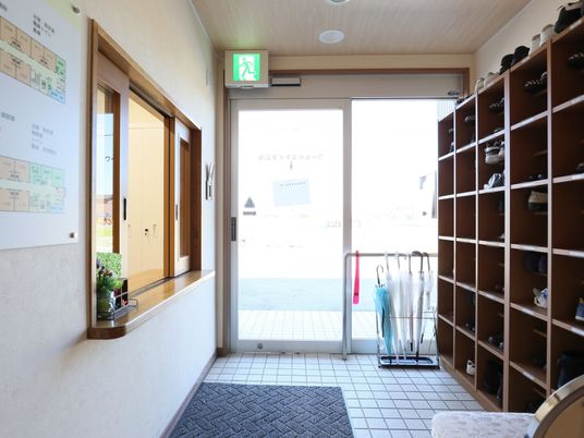 エントランスの靴置き場