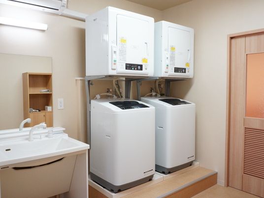 洗濯機と洗面台の設備