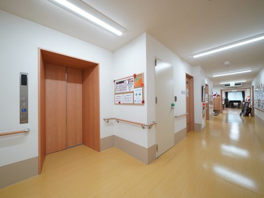 清潔な廊下の風景