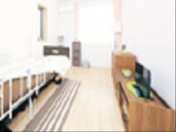 落ち着いた色合いの居室