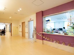 温かみのある応接スペース