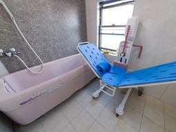 バリアフリー浴室設備