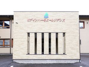 洗練された外観の建物