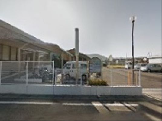 ゆったりした外観の施設