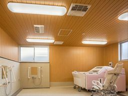 清潔な浴室と設備