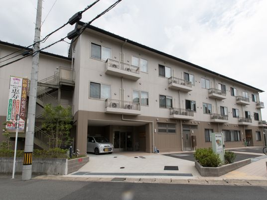 清潔感ある施設の外観