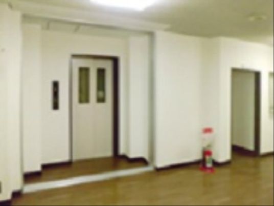 清潔な廊下の風景