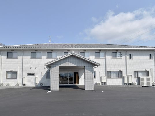 清潔感のある建物の外観