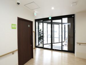 清潔感のあるエントランス