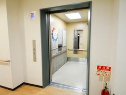 清潔感のあるエレベーター