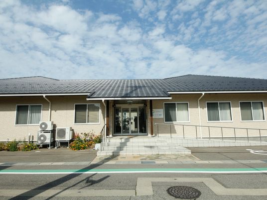 外観の清潔な建物