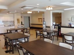 明るいダイニングエリア