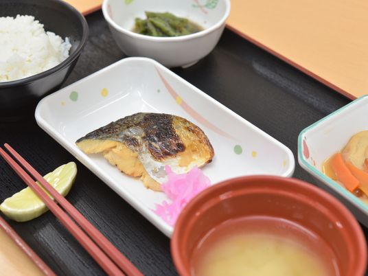 和食の食事セット