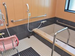 バリアフリー浴室設備