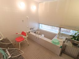 バリアフリー浴室設備