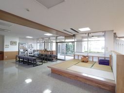 和室と休憩スペース