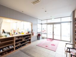 明るいエントランス