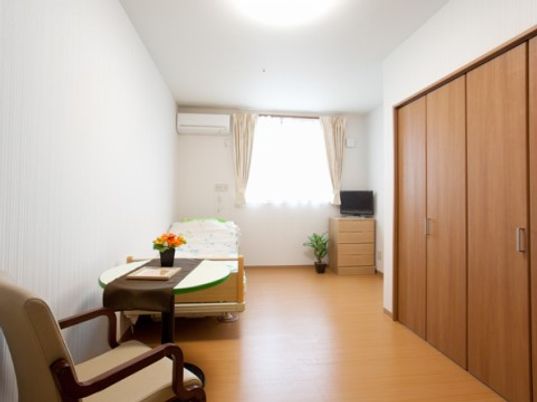 清潔な個室の居室