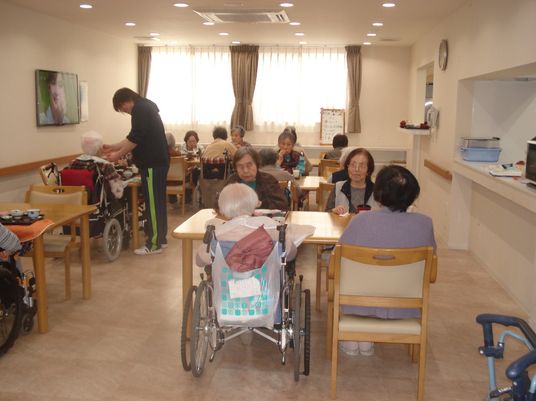 共有ダイニング