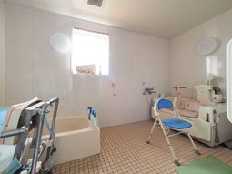 清潔感のある浴室