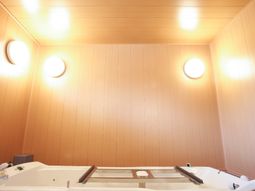 清潔な浴室空間