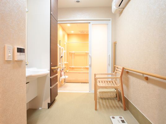 バリアフリーの浴室入口