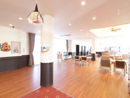 明るいダイニングルーム