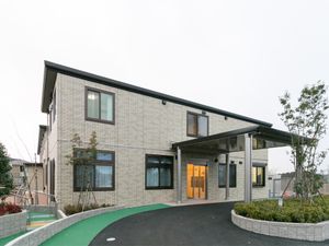 清潔感あるエントランス