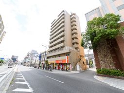 高層建築の外観