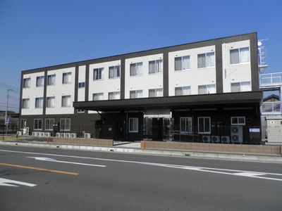 外観の施設全景