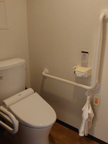 清潔なトイレのバリアフリー