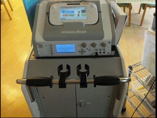 カラオケ機器の設置風景