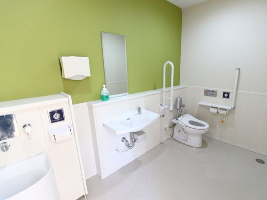 バリアフリートイレ