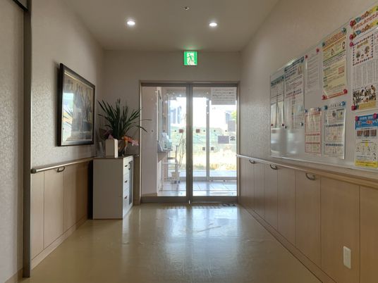 広々とした廊下