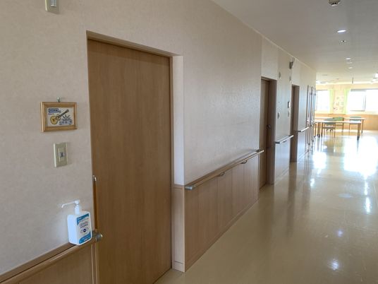 明るい廊下