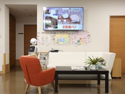 ロボットと待合室