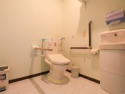 バリアフリーな洗面所