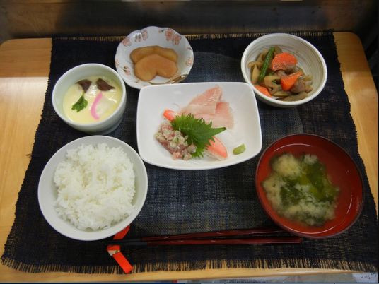 和食の食事セット